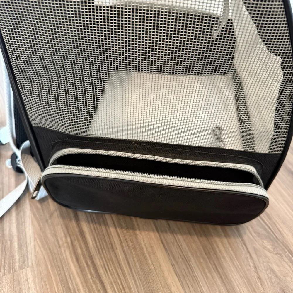NWOT Black Pet Carrier - Picture 13 of 16